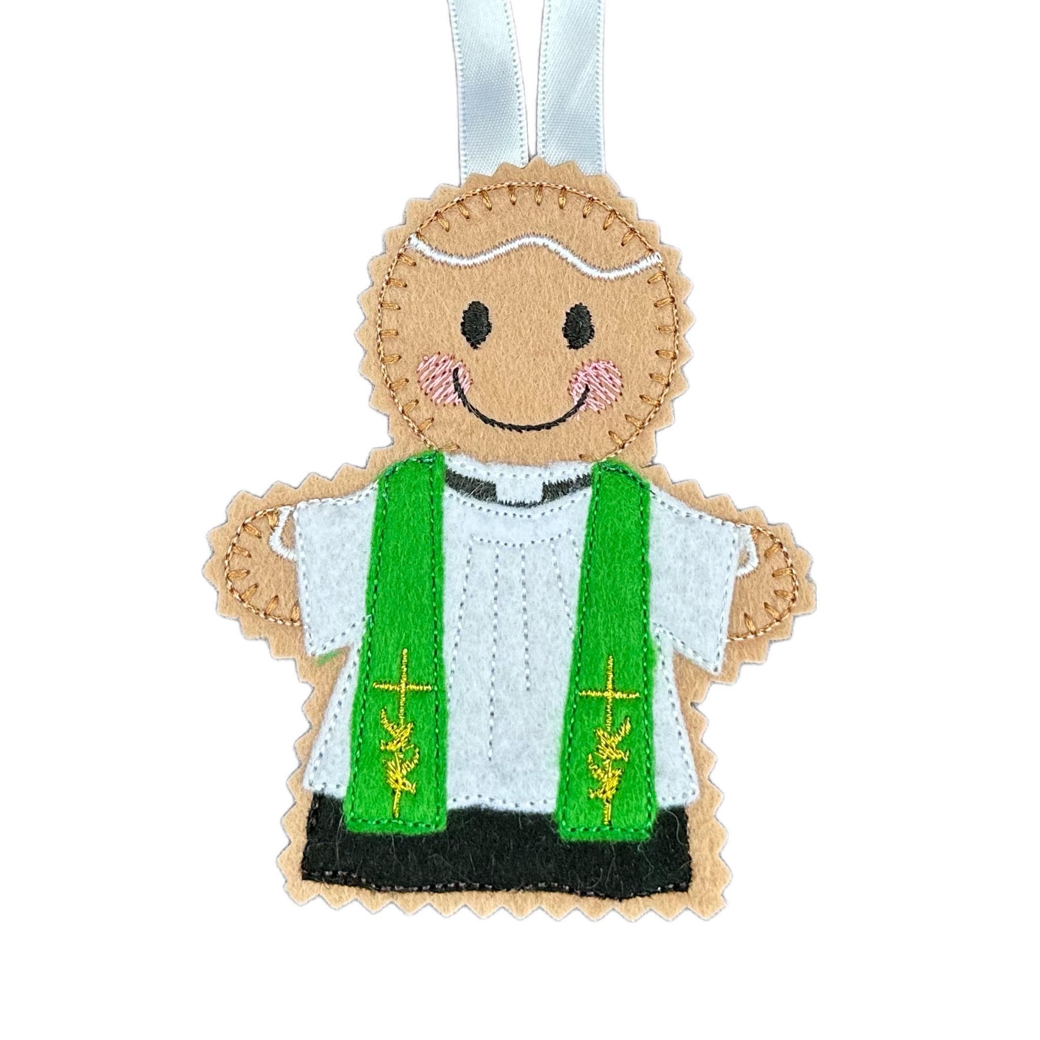 Vicar Gingerbread Man Felt Decoration — image 4