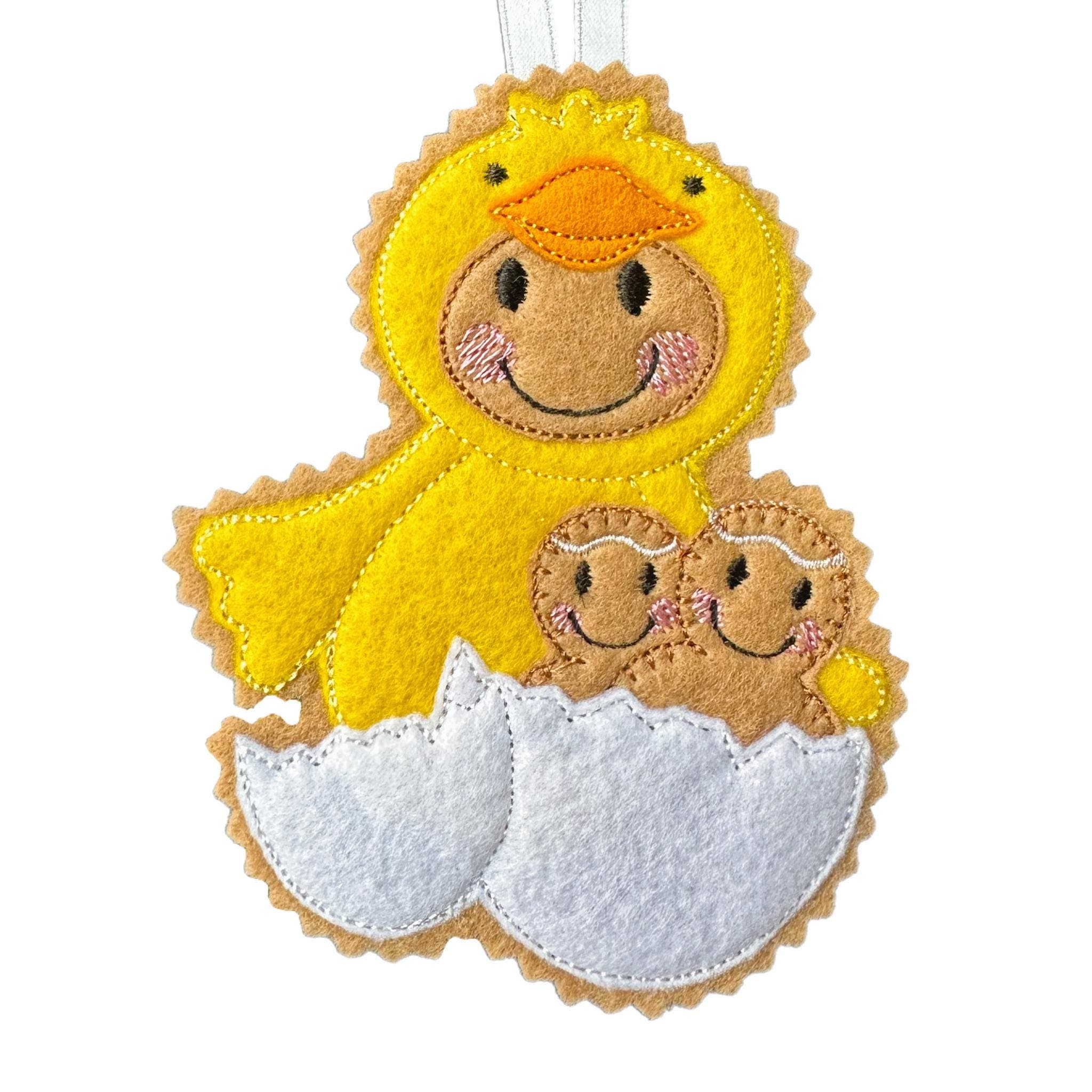 Chicken Family Dress Up Gingerbread Felt Decoration — image 3