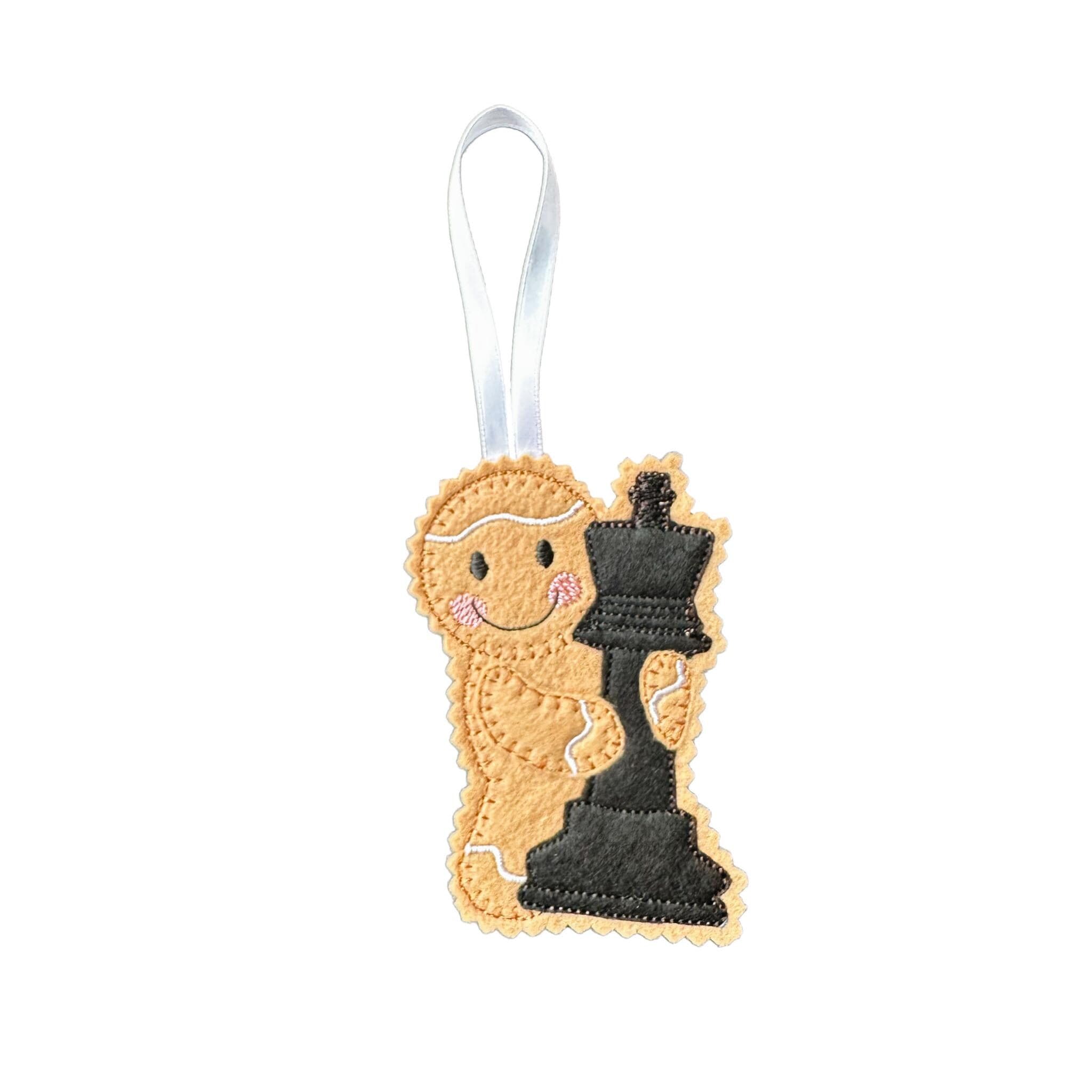 Chess Player Gingerbread Man Felt Decoration — image 2
