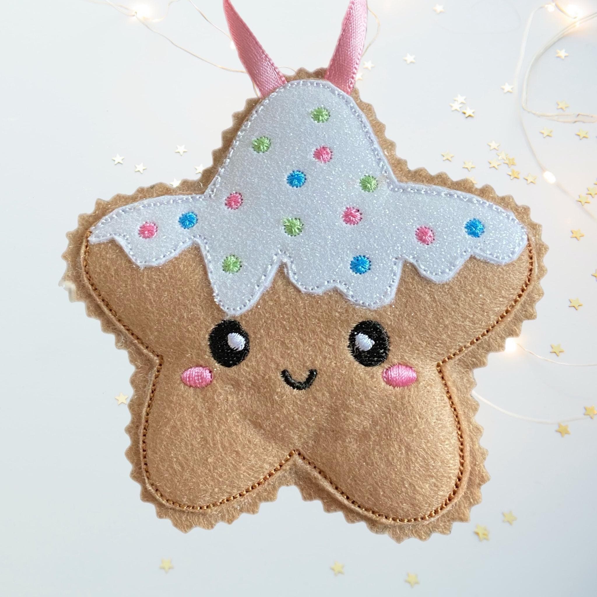 Kawaii Gingerbread Man and Star Felt Christmas Decorations — image 5