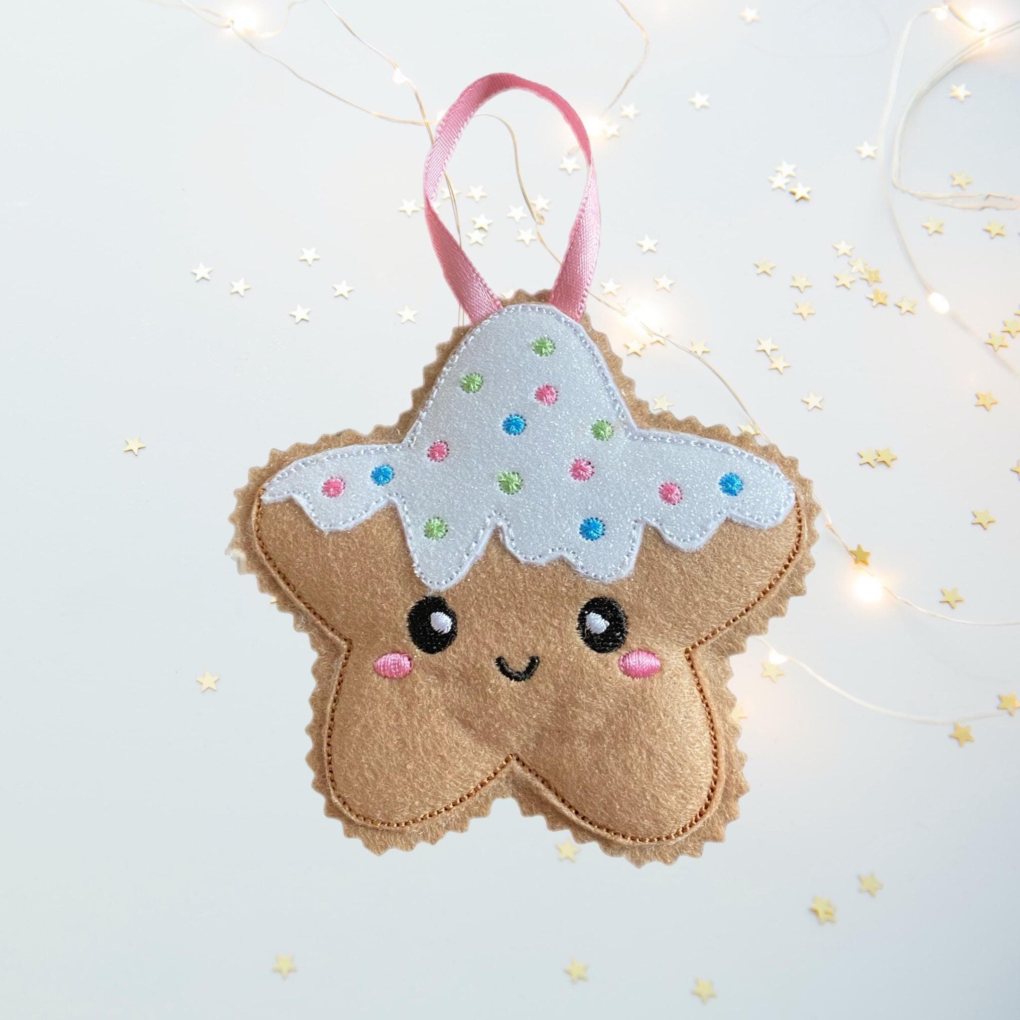 Kawaii Gingerbread Man and Star Felt Christmas Decorations — image 4