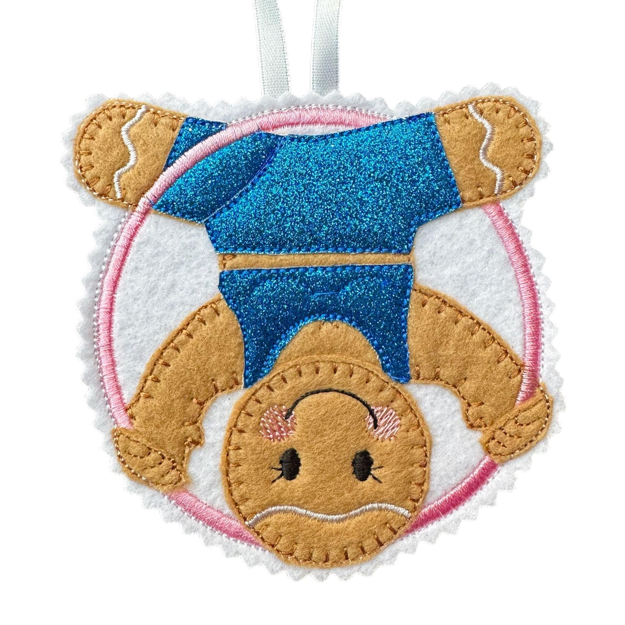 Aerial Hoop / Circus  Performer Gingerbread Man Felt Decoration — image 4
