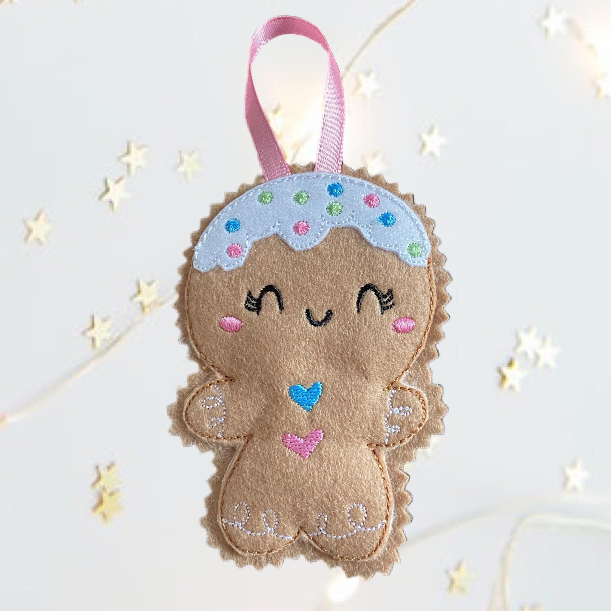 Kawaii Gingerbread Man and Star Felt Christmas Decorations — image 2