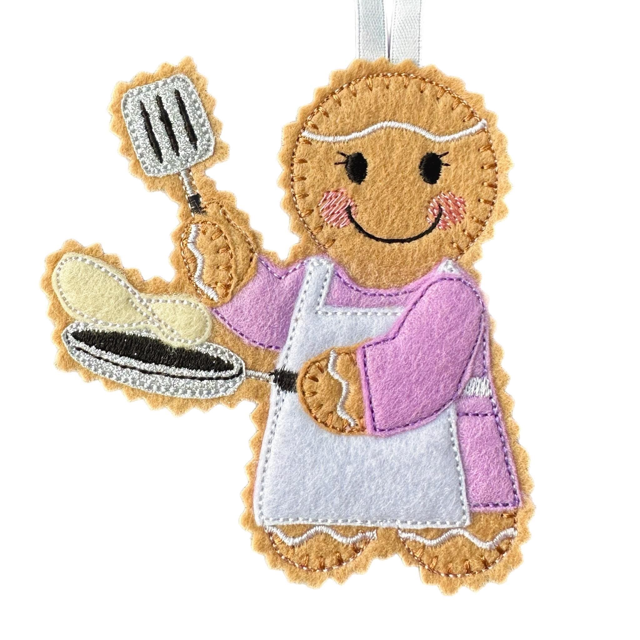 Pancake Maker Gingerbread Man Felt Decoration — image 2